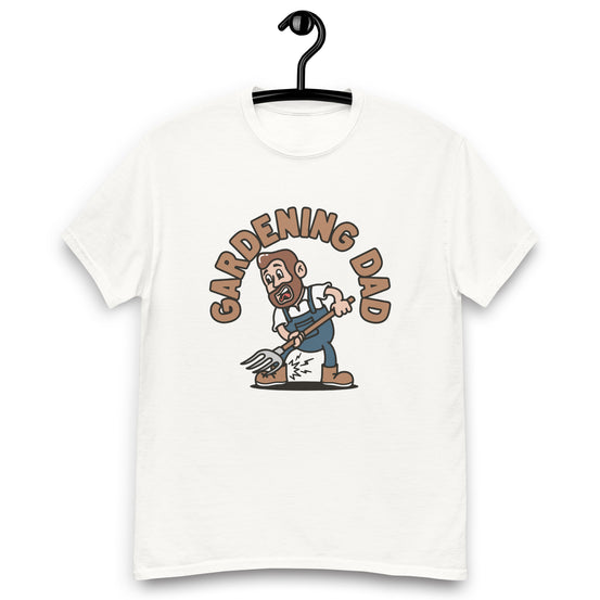 Gardening Brown Hair Light Skin Tone No-Glasses Medium Beard Dad T-Shirt